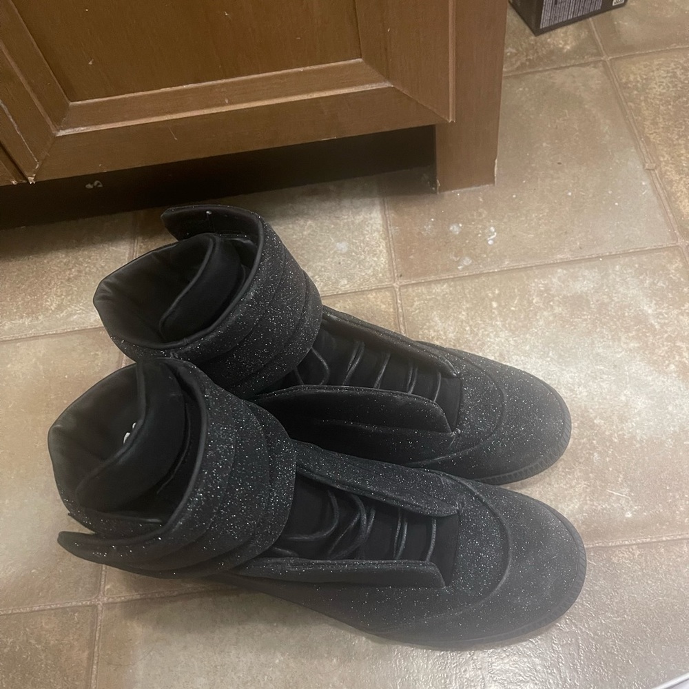 Brand new Margiela come with box and dust bag just tried it on size 42 EU 9 US - Picture 8 of 11
